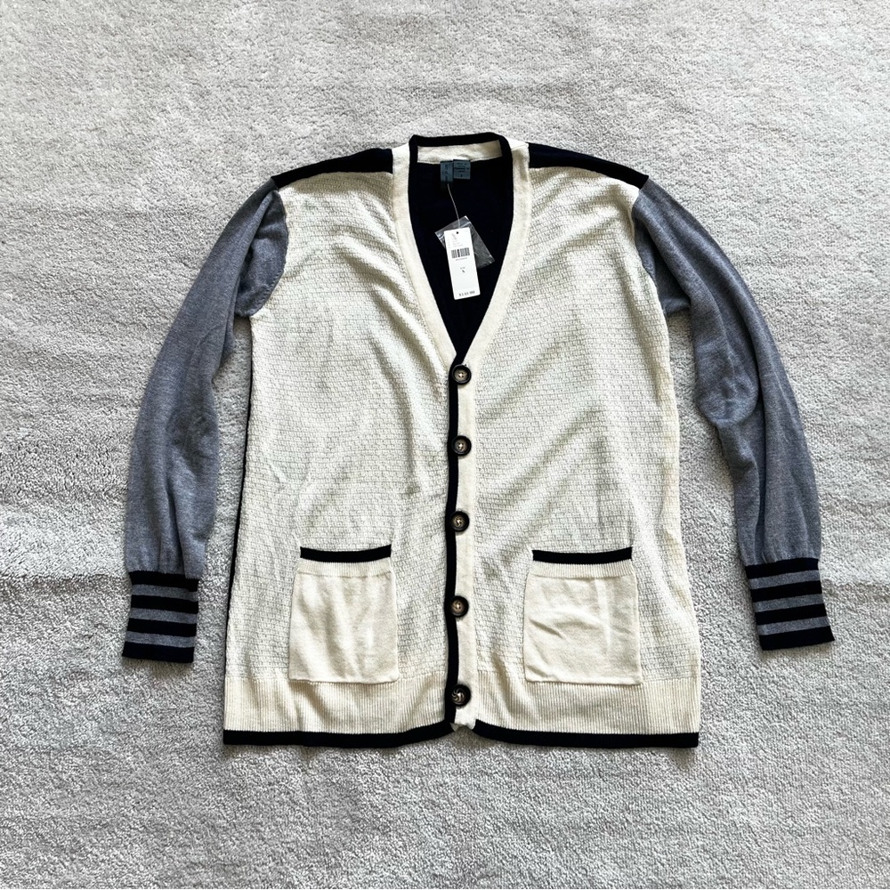 LEFT OF CENTER ANTHROPOLOGIE NWT CARDIGAN SIZE SMALL ACADEMIA PREPPY STYLISH - Picture 7 of 7